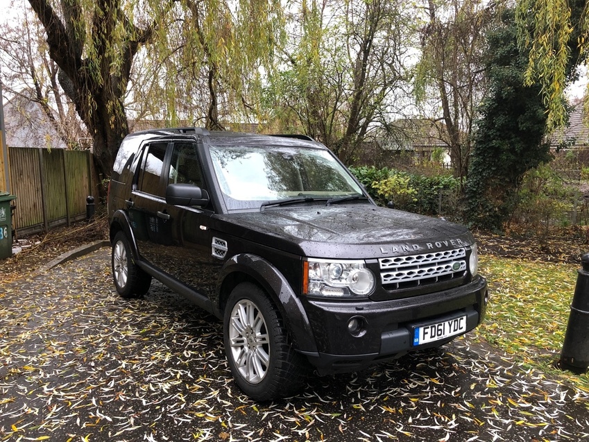 LAND ROVER DISCOVERY SDv6 255 Auto HSE 2012