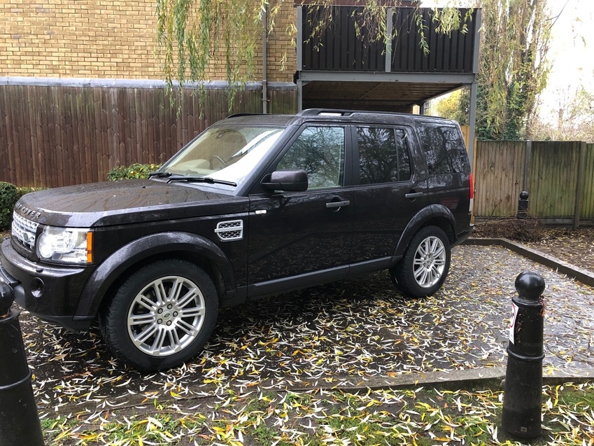LAND ROVER DISCOVERY SDv6 255 Auto HSE 2012